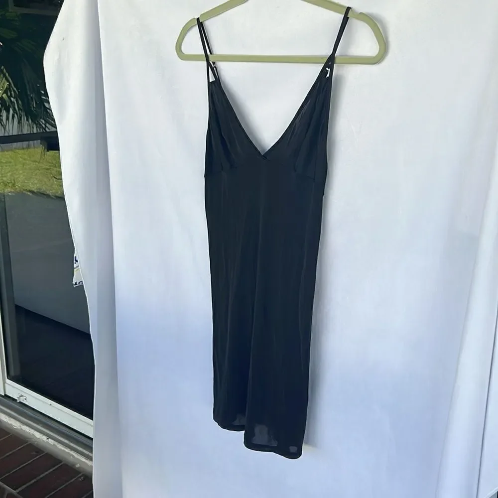 Victoria‘a Secret VS BLACK SLIP DRESS Night Gown Chemise size Small